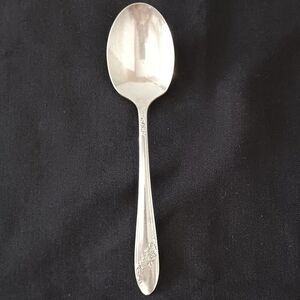 Tudor Plate 1946 QUEEN BESS II Cream Jelly Spoon Oneida Silverplate Flatware